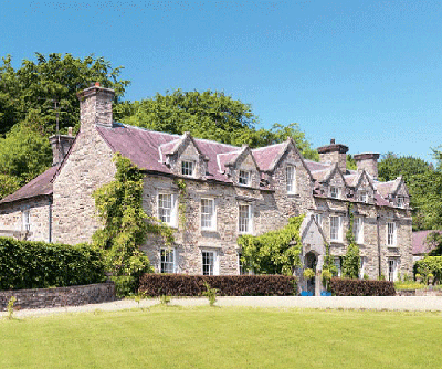 wales-country-house-for-sale