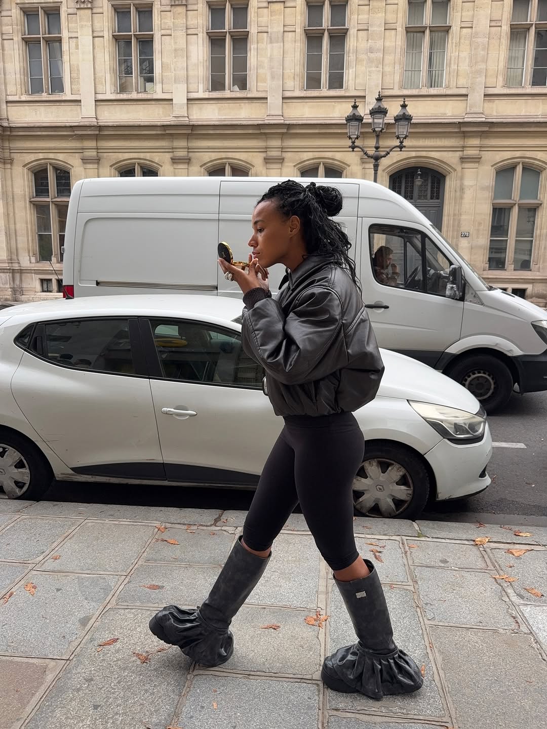 woman wearing wearing puffer coat outfit 2025