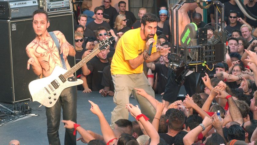 System Of A Down on the set of the Chop Suey! video