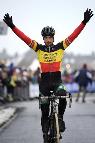 Sven Nys (Landbouwkrediet-Colnago) scores another win in Middelkerke