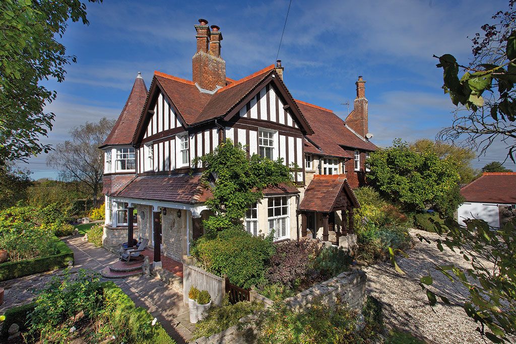 Arts &amp; Crafts properties for sale: Thame Road, Piddington, Bicester, Oxfordshire