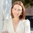 A headshot of designer Lauren Robbins