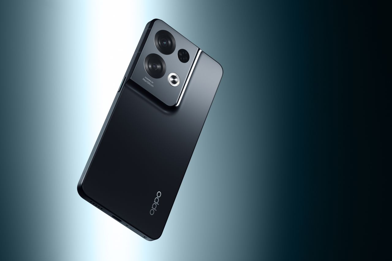 A press image of the Oppo Reno 8 Pro