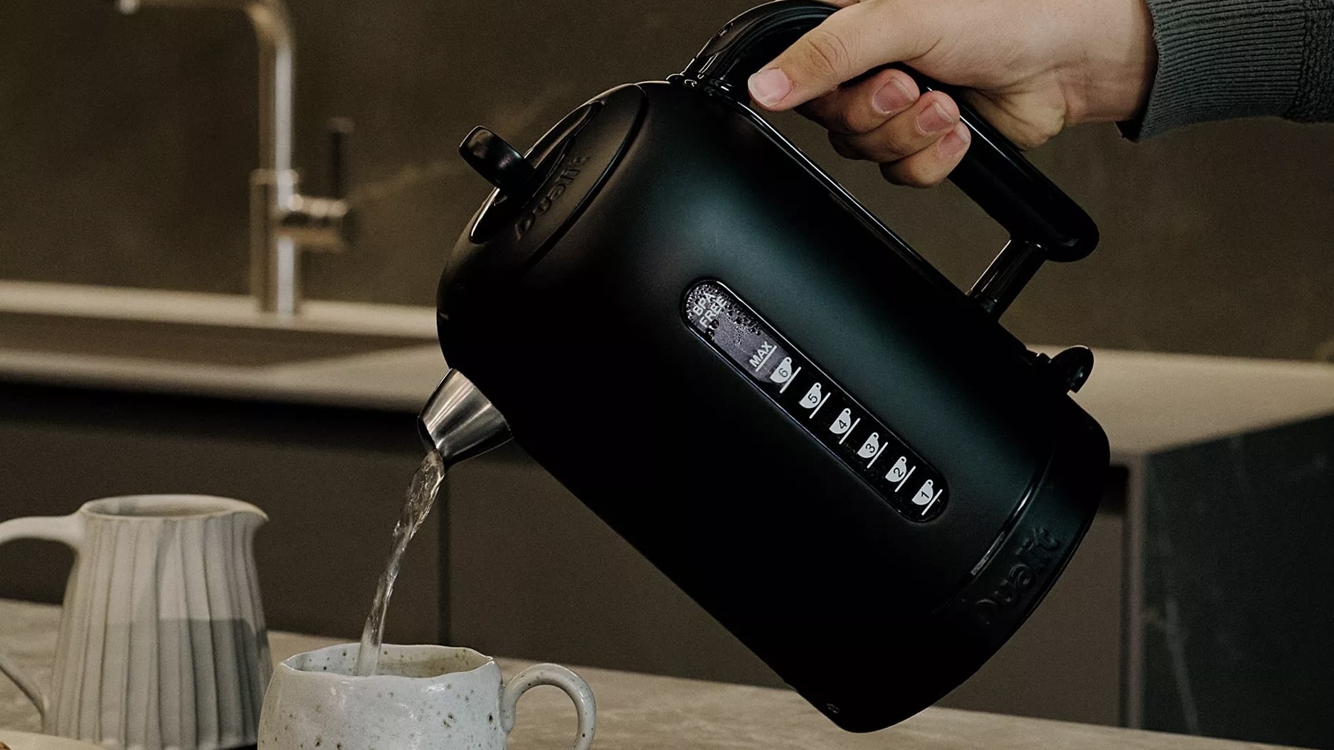 Dualit Stealth Kettle