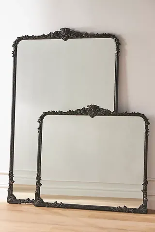 Mila Mirror