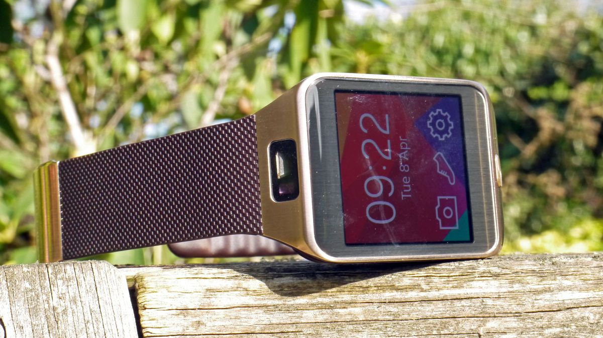 can you use a samsung watch with an apple phone