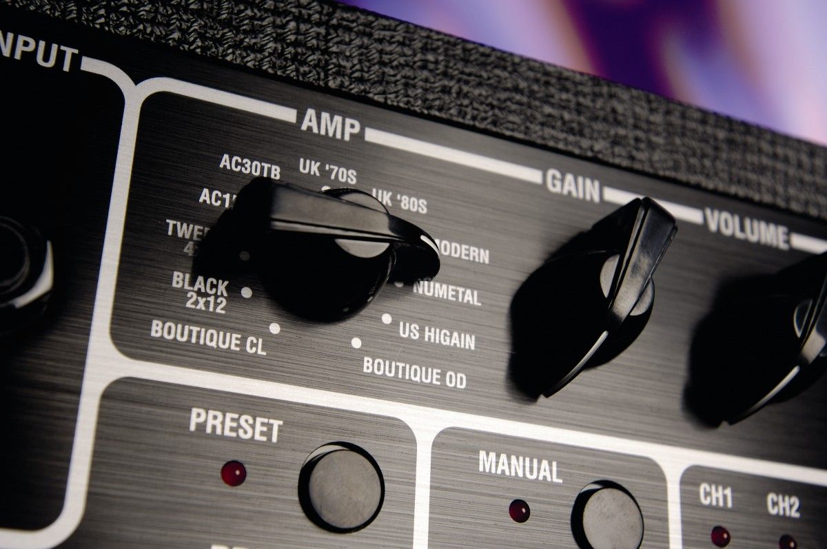 The amp selector doesn't quite line up with the text.