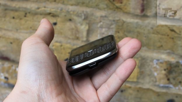 BlackBerry Bold 9790 review