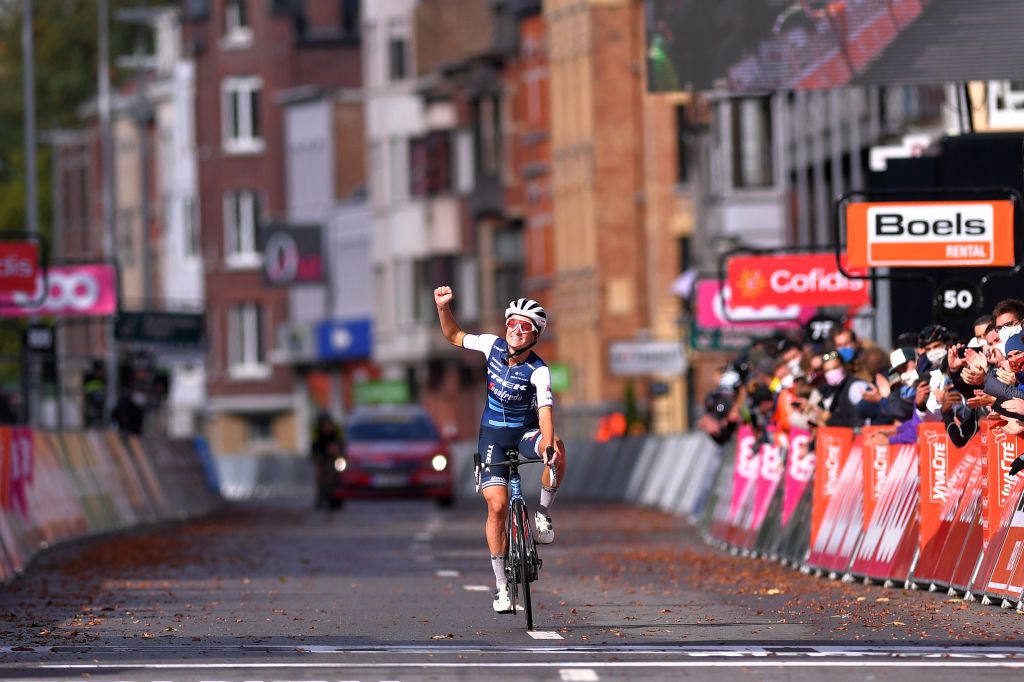 Lizzie Deignan (Trek-Segafredo) wins Li&egrave;ge-Bastogne-Li&egrave;ge Femmes 2020