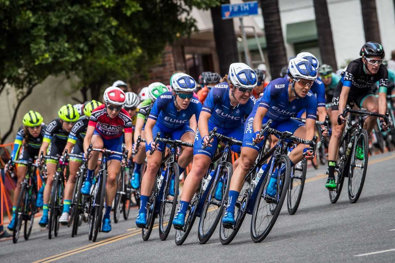 Teams move to the front to try to get the break back. \
