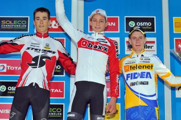 Junior men's podium (l-r): Silvio Herklotz (Stevens), Mathieu van der Poel (Boxx) and Daan Soete (Telenet-Fidea)