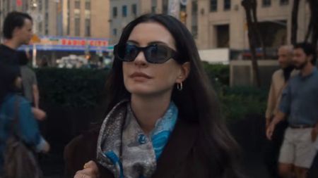 Anne Hathaway walking outside Radio City Music Hall in The Devil Wears Prada 2.