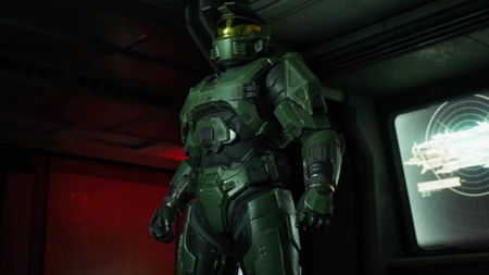 Halo Campaign Evolved Master Chief on Pillar of Autumn bridge