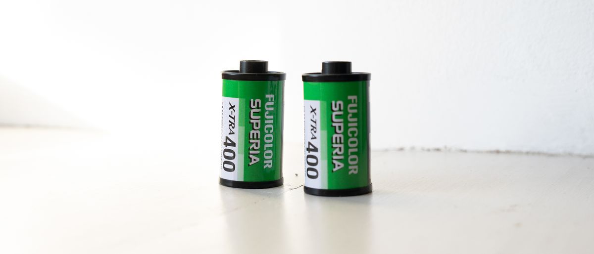 Fujifilm Superia x-tra 400 film canisters