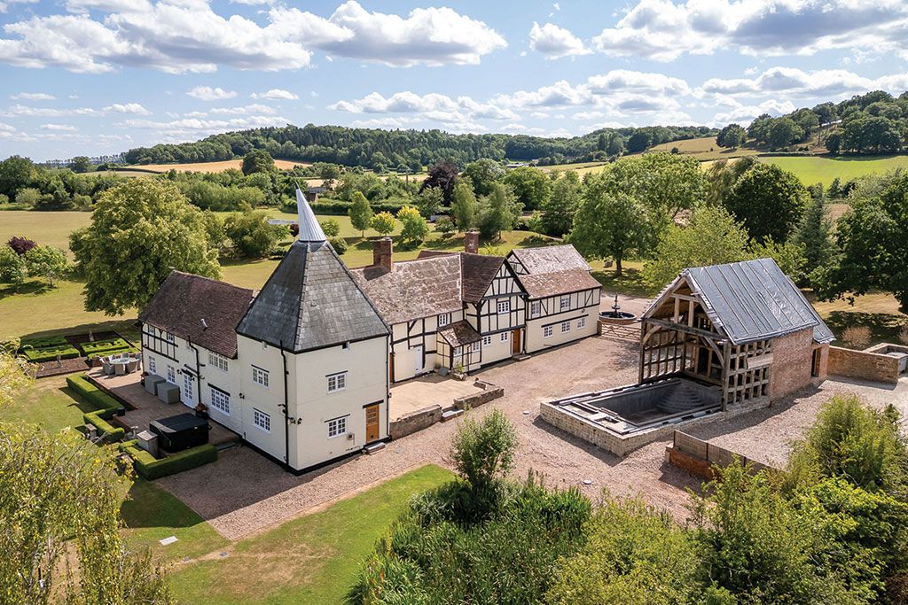 Property for sale: Rhea Court, Ledbury, Herefordshire.