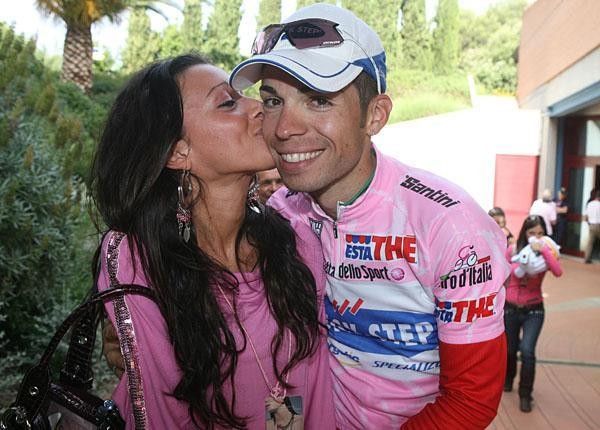 A kiss for Visconti from his girlfriend.