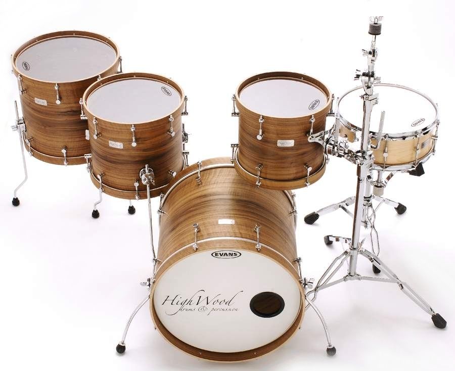 Fitted with matching, vintage wooden hoops.