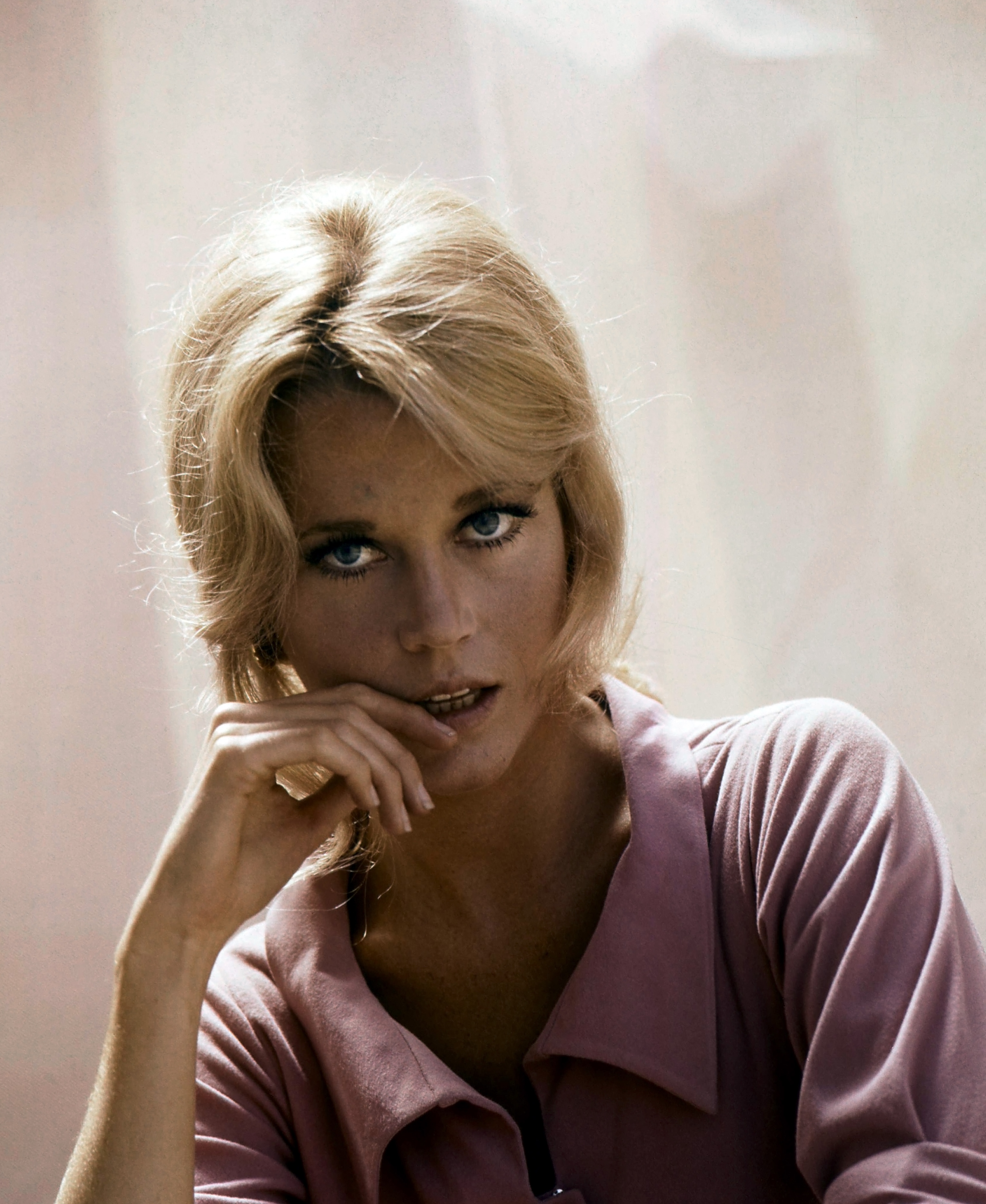 Jane Fonda with long, dark lashes and smudged eyeliner in 1972