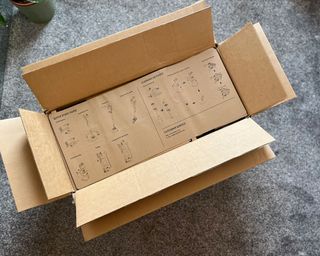 Ultenic FS1 in cardboard box with quick start instructions sheet