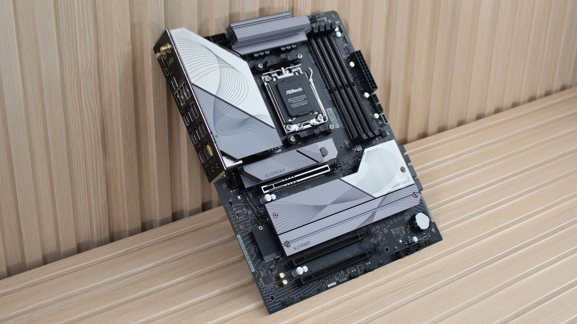 ASRock X870 LiveMixer Wifi