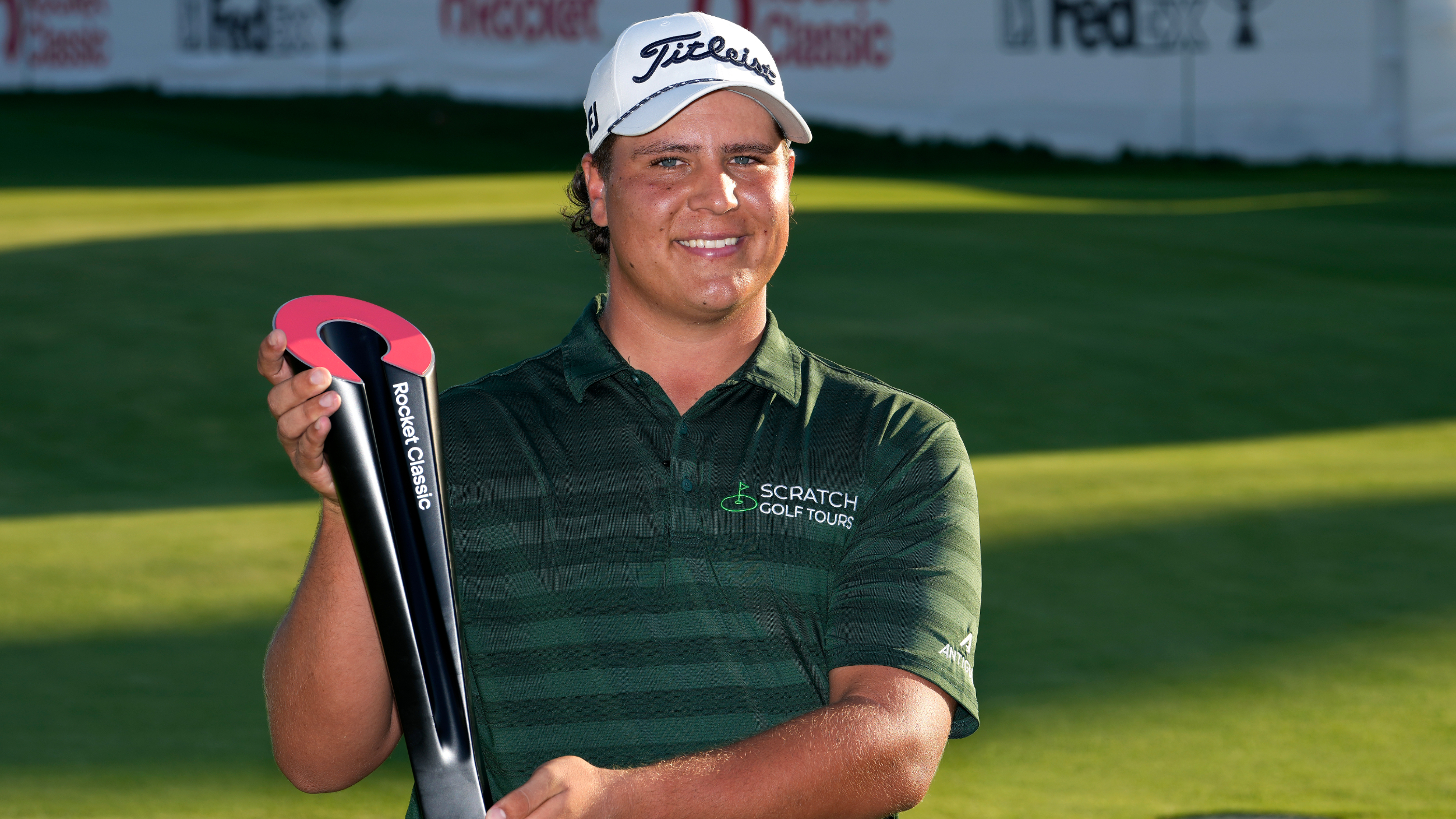 Aldrich Potgieter with the Rocket Classic trophy