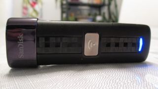 SanDisk Wireless USB Flash Drive