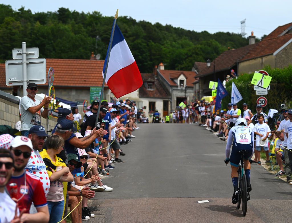 GEVREYCHAMBERTIN FRANCE JULY 05 Nikias Arndt of Germany and Team Bahrain Victorious sprints during the 111th Tour de France 2024 Stage 7 a 253km individual time trial stage from NuitsSaintGeorges to GevreyChambertin UCIWT on July 05 2024 in GevreyChambertin France Photo by Dario BelingheriGetty Images