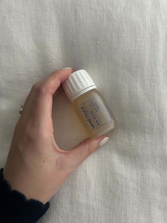 Junior beauty editor, Grace Lindsay, testing Mimetique skincare