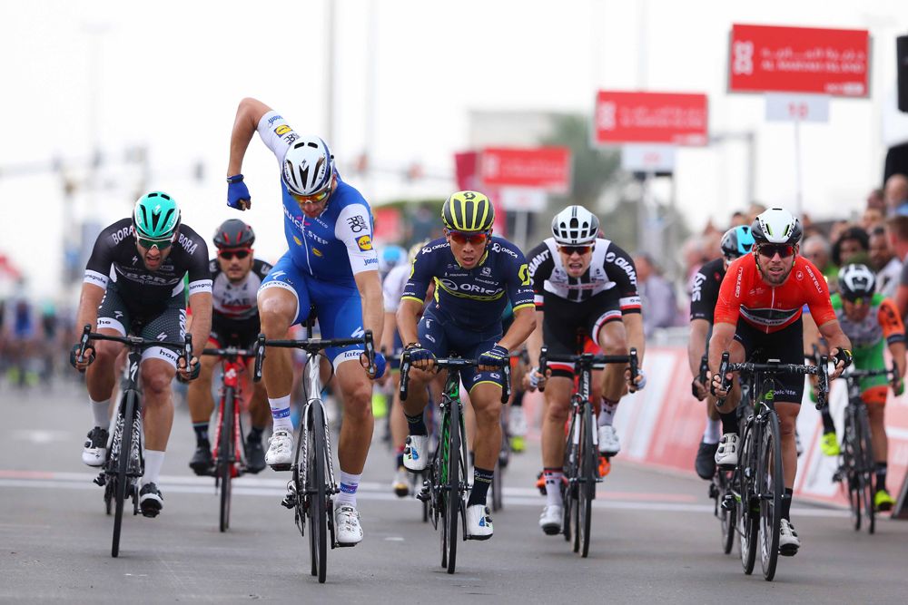 Marcel Kittel (QuickStep Floors) snatches the win from Caleb Ewan (Orica-Scott)