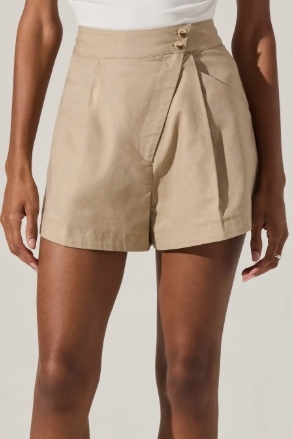 ASTR the Label, Asymmetric Pleat Shorts (Was $75) 