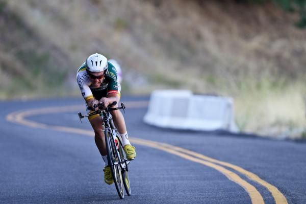 Dan Bowmen (Kelly Benefit) heaping the pressure on during the descent.
