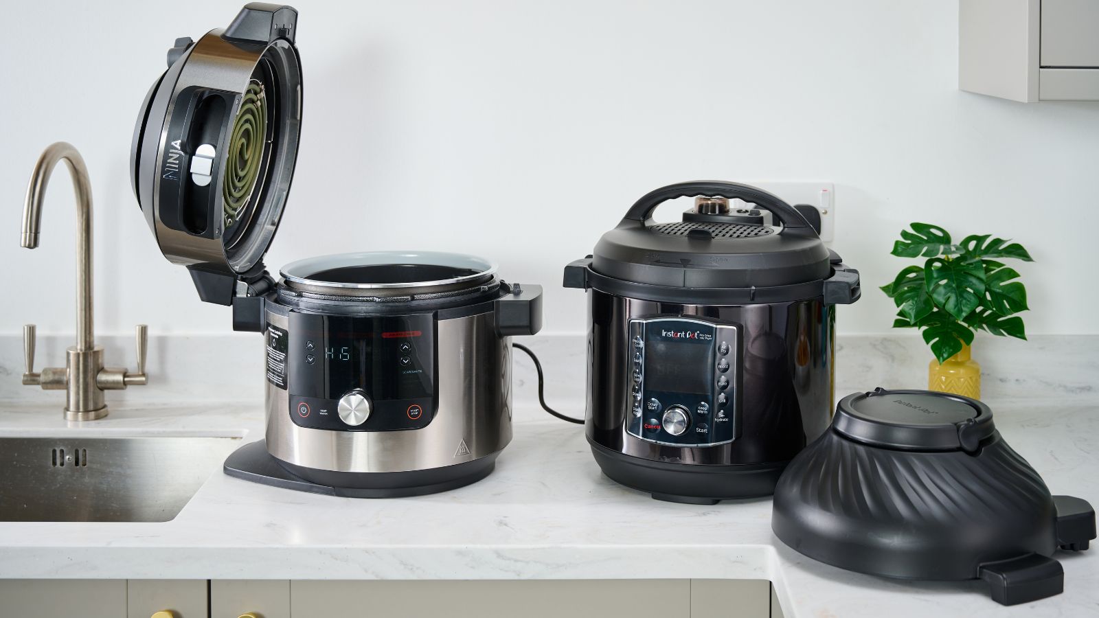 Ninja Foodi vs Instant Pot Top Ten Reviews