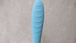 Image shows the back of the Foreo ISSA 3 sonic toothbrush's head.