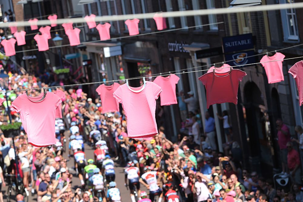 Pink, pink, pink!