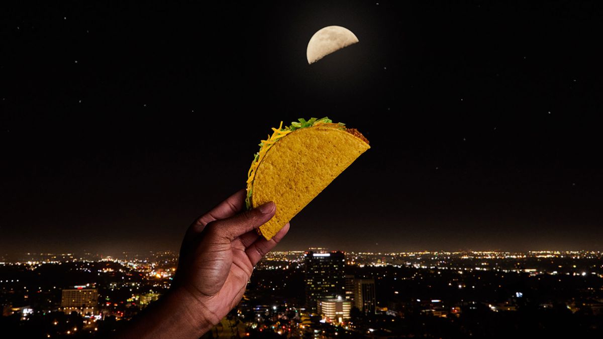 Taco Bell's 'Taco Moon' hits the sky tonight - Flipboard