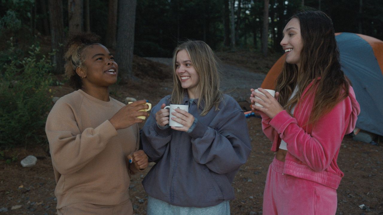 Kerrice Brooks, Maisy Stella and Maddie Ziegler in My Old Ass