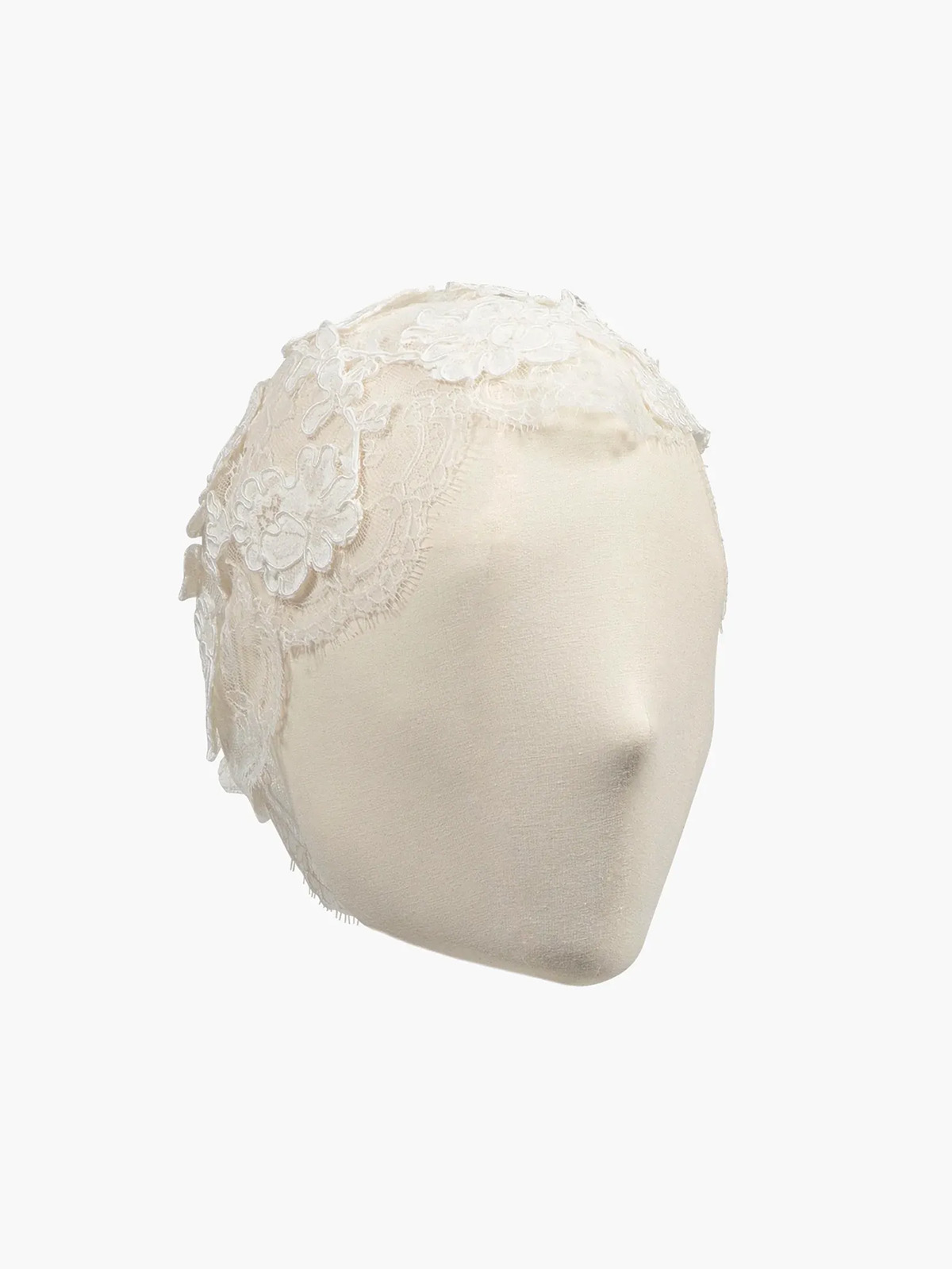 Jennifer Behar, Juliet Capp