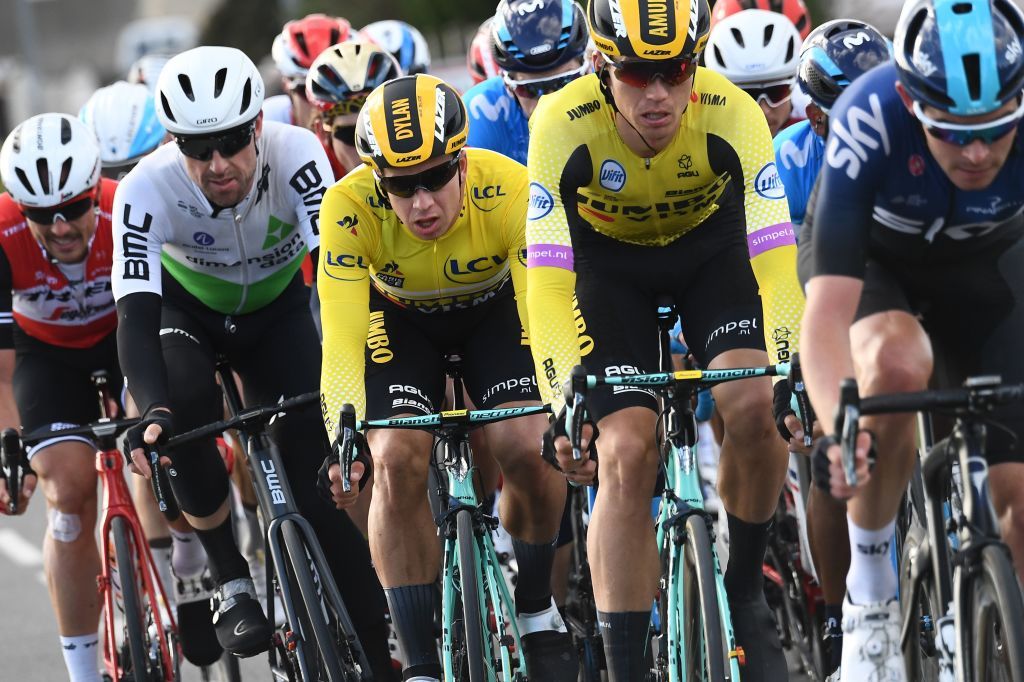 Dylan Groenewegen (Jumbo-Visma) defended his yellow jersey at Paris-Nice.