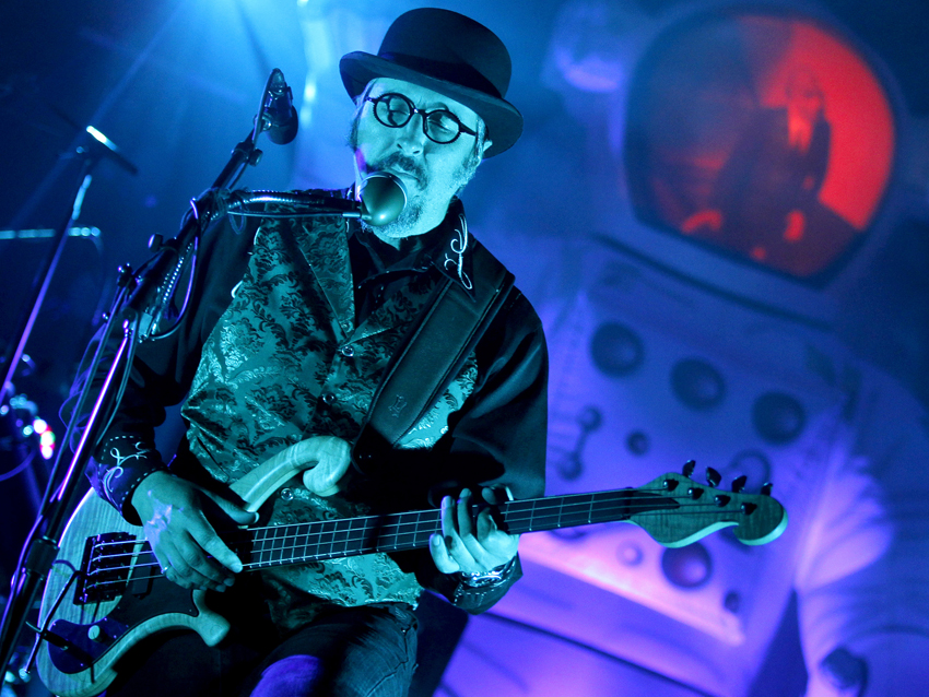 Les Claypool likens Primus's music to compost | MusicRadar