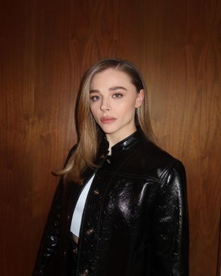 Chloë Grace Moretz with dark blonde hair