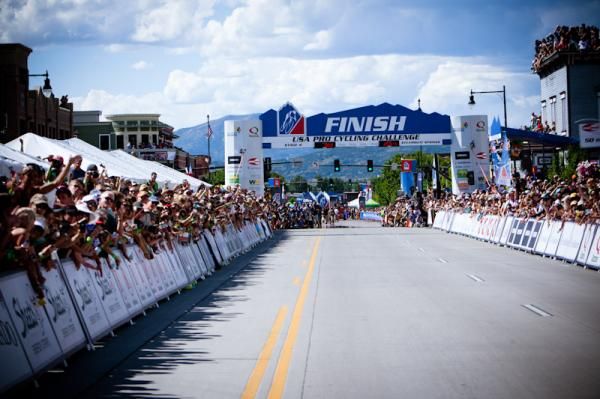 Huge crowds line the way to the finish.