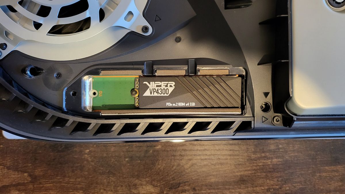 Crucial X9 & X10 PRO SSDs: High Speeds and Fun-Sized