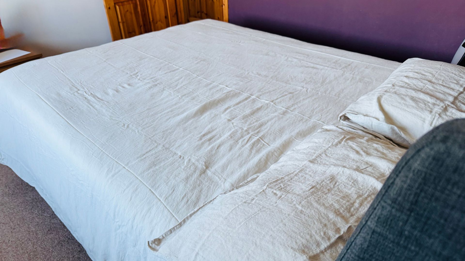 Simba Cool Linen bedding pictured during testing on writer Heidi Scrimgeour's bed