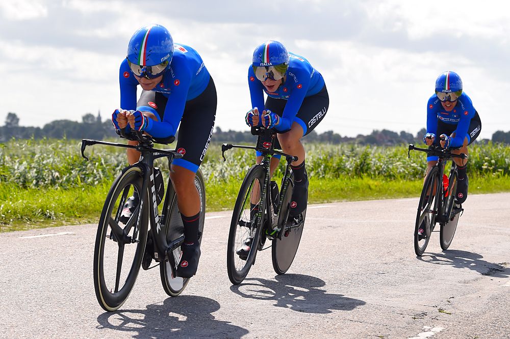 Italy racing the inaugural Mixed Relay TTT at the European Championships