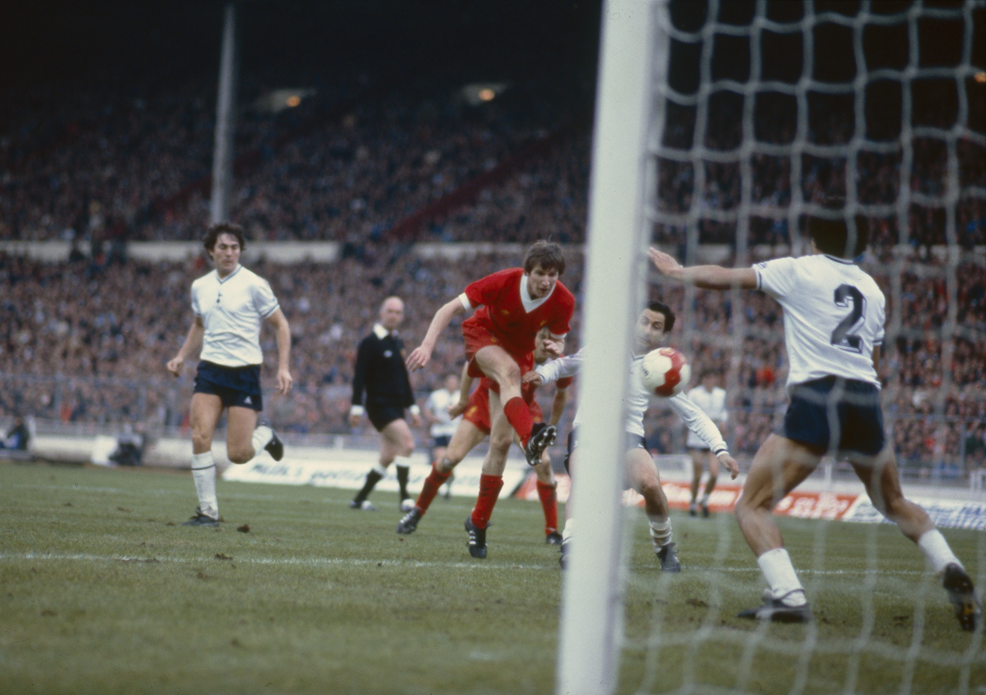 Ronnie Whelan scores for Liverpool against Tottenham in the 1982 League Cup final.