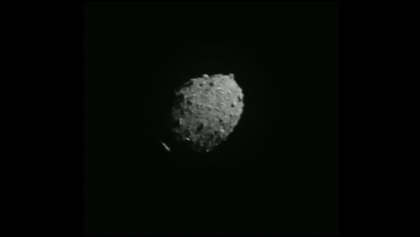 A time-lapse view of the asteroid Dimorphos getting bigger as the DART spacecraft hit it.