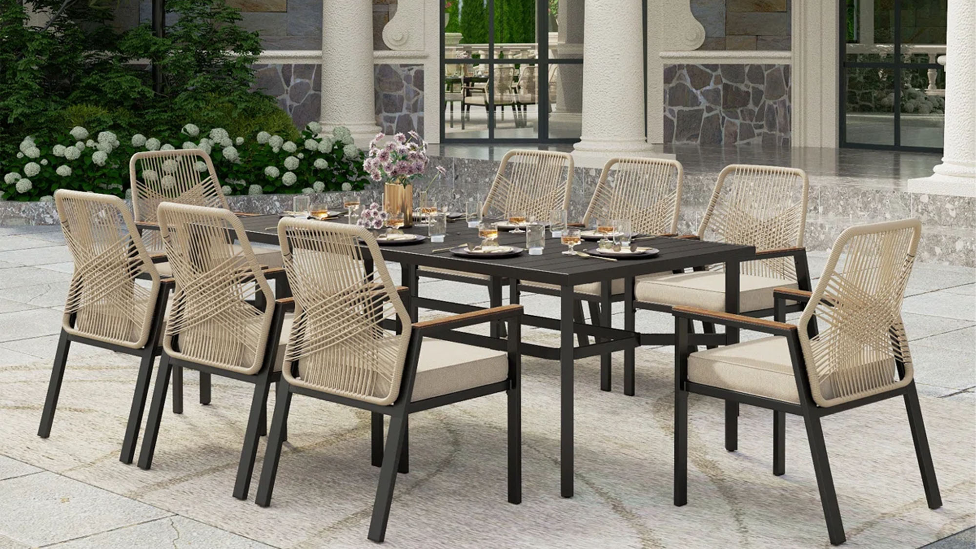 Summer Outdoor Entertaining Essentials