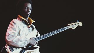 Bass guitarist Verdine White of American multi-genre band Earth, Wind & Fire, circa 1977.