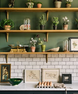 deVOL kitchen with open shelving