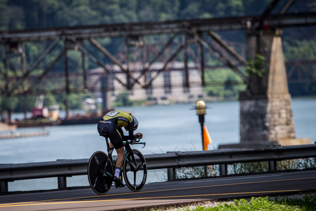 Alexy Vermeulen (Lotto-Jumbo) rides along the Knoxville waterfront.